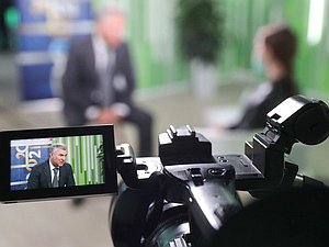 Chairman of the State Duma Viacheslav Volodin and members of the State Duma at the St. Petersburg International Economic Forum