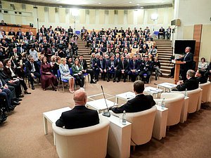 Заседание фракции «Единая Россия» с участием Первого заместителя Председателя Правительства РФ — Министра финансов РФ Антона Силуанова