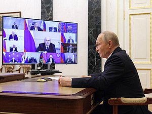 Совещание с постоянными членами Совета Безопасности (в режиме видеоконференции). Фото: kremlin.ru