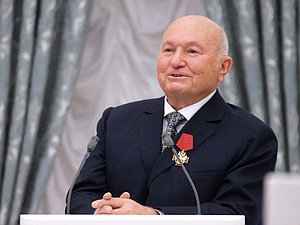 Юрий Лужков