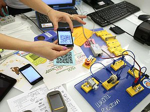 Открытие выставки «Федеральные детские центры России. Старт в будущее!», посвященной опыту работы Международного детского центра «Артек», Всероссийских детских центров «Орленок» и «Океан», Федерального детского центра «Смена» по дополнительному образованию, допрофессиональной подготовке и профессиональной ориентации детей