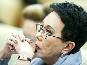 Заместитель Председателя Комитета по контролю и Регламенту Лариса Шойгу