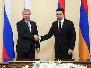 Председатель Государственной Думы Вячеслав Володин и Председатель Национального Собрания Республики Армения Ален Симонян