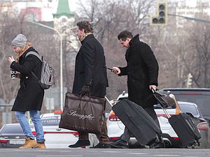 туристы багаж