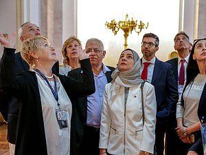 Excursion in the Grand Kremlin Palace for participants of the Second International Forum ”Development of Parliamentarism“