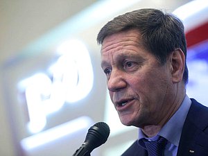 Первый заместитель Председателя Государственной Думы Александр Жуков. Автор фото: Марат Абулхатин/Фотослужба Государственной Думы