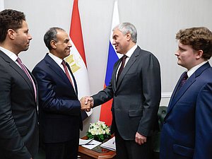 Chairman of the State Duma Vyacheslav Volodin and Minister of Foreign Affairs, Emigration, and Egyptian Expatriates of the Arab Republic of Egypt Badr Ahmed Mohamed Abdelatty