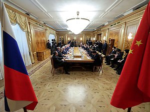 Meeting of Chairman of the State Duma Viacheslav Volodin and Chairman of the Standing Committee of the National People's Congress of the People's Republic of China Li Zhanshu