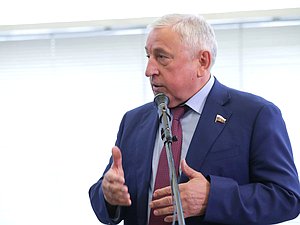 Председатель Комитета по региональной политике и проблемам Севера и Дальнего Востока Николай Харитонов
