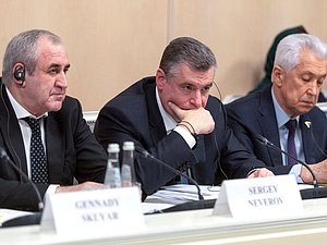 Chairman of the Committee on International Affairs Leonid Slutsky, Deputy Chairman of the State Duma Sergey Neverov and leader of the United Russia faction Vladimir Vasiliev