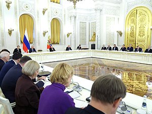 Заседание Государственного Совета РФ на тему "О подготовке кадров для экономики РФ"