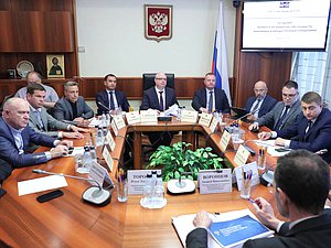 Заседание Комитета по вопросам собственности, земельным и имущественным отношениям