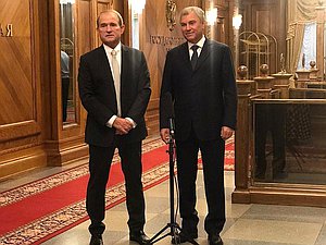 Chairman of the State Duma Viacheslav Volodin and Chairman of the Political Council of the political party ”Opposition Platform — For Life“, Chairman of the Inter-Factional Parliamentary Association of the Verkhovna Rada of Ukraine ”Inter-Parliamentary Dialogue for Peace: Ukraine-Russia-Germany-France” Viktor Medvedchuk