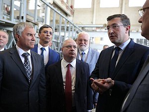 Председатель Государственной Думы Вячеслав Володин, Председатель Комитета по по промышленности и торговле Владимир Гутенев, Председатель Комитета по вопросам собственности, земельным и имущественным отношениям Сергей Гаврилов и губернатор Нижегородской области Глеб Никитин