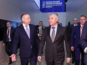 Председатель Государственной Думы Вячеслав Володин и губернатор Санкт-Петербурга Александр Беглов