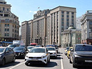 Дума здание авто