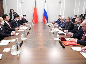 Meeting of Chairman of the Standing Committee of the National People's Congress Li Zhanshu with Chairman of the State Duma Vyacheslav Volodin and leaders of the State Duma factions