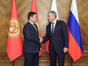 Председатель Государственной Думы Вячеслав Володин и Председатель Жогорку Кенеша Киргизской Республики Талант Мамытов