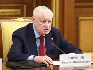 Председатель фракции "Справедливая Россия" Сергей Миронов