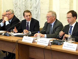 Участники расширенного заседания Президиума Российского исторического общества обсудили концепцию нового поколения учебников истории