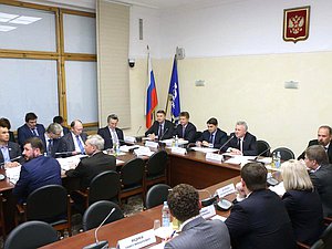 Заседание Комитета по транспорту и строительству.