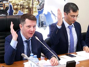 Председатель Комитета по экономической политике, промышленности, инновационному развитию и предпринимательству Сергей Жигарев