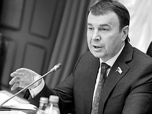 Зубарев