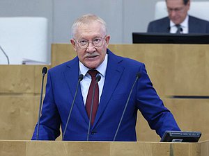 Председатель Комитета по контролю Олег Морозов