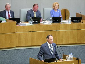 Председатель Комитета по образованию и науке Вячеслав Никонов