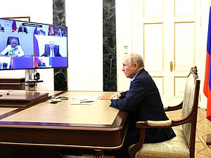 Совещание с постоянными членами Совета Безопасности (в режиме видеоконференции). Фото: kremlin.ru