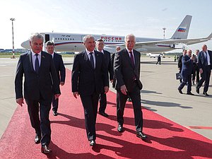 Председатель Палаты представителей Национального собрания Республики Беларусь Владимир Андрейченко, Председатель Государственной Думы Вячеслав Володин и Чрезвычайный и полномочный посол РФ в Беларуси Борис Грызлов