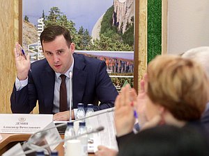 Председатель Комитета по малому и среднему предпринимательству Александр Демин