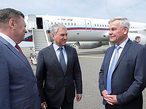 Председатель Государственной Думы Вячеслав Володин и Председатель Палаты представителей Национального собрания Республики Беларусь Владимир Андрейченко