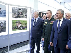 Руководитель фракции ЛДПР Владимир Жириновский, директор Росгвардии Виктор Золотов и Председатель ГД Вячеслав Володин