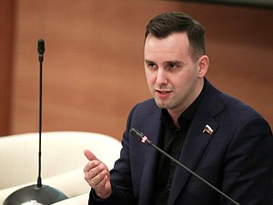 Председатель Комитета по малому и среднему предпринимательству Александр Демин