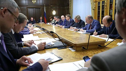 Заседание рабочей группы при Председателе Государственной Думы Федерального Собрания Российской Федерации по правовому анализу законодательных процедур 
и принимаемых на Украине правовых актов.

