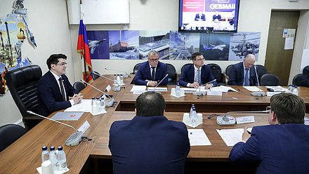 Заместитель Председателя Комитета по промышленности и торговле Александр Спиридонов