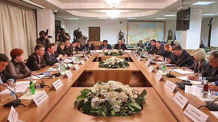 Круглый стол Комитета Государственной Думы по информационной политике, информационным технологиям и связи на тему «Реклама медицинских препаратов в СМИ». 

