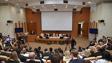 Заседание Общественной молодежной палаты (Молодежного парламента) при Государственной Думе. 

