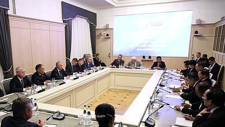 Встреча Председателя Государственной Думы Вячеслава Володина и Президента Республики Союз Мьянма Мин Аун Хлайна