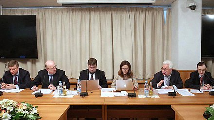 Рабочее совещание при Комитете Государственной Думы по конституционному законодательству и государственному строительству по обсуждению новой редакции Кодекса Российской Федерации об административных правонарушениях. 

