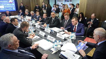 Заседание Комитета по физической культуре и спорту участием Министра спорта РФ Михаила Дегтярева