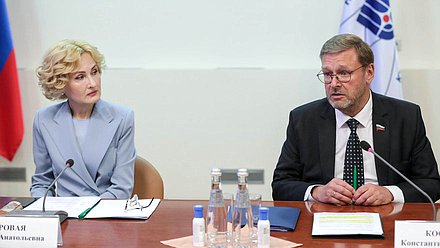 Deputy Chairwoman of the State Duma Irina Yarovaya and Deputy Speaker of the Federation Council Konstantin Kosachev