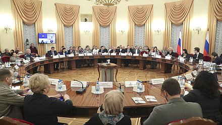Расширенное заседание рабочей группы по организации отдыха и оздоровления детей Комитета по защите семьи, вопросам отцовства, материнства и детства