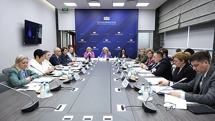 Заседание Комитета по защите семьи, вопросам отцовства, материнства и детства