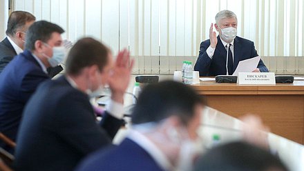 Председатель Комитета по безопасности и противодействию коррупции Василий Пискарев