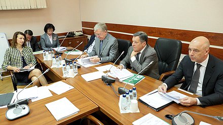 Председатель Счетной палаты Алексей Кудрин, Председатель Комитета по бюджету и налогам Андрей Макаров и Министр финансов РФ Антон Силуанов