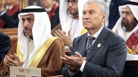 Председатель Государственной Думы Вячеслав Володин и Председатель Федерального национального совета Объединенных Арабских Эмиратов Сакр Бен Гоббаш Саид Гоббаш. XII Международный Парламентский форум БРИКС