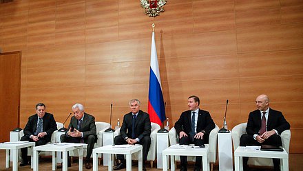 Встреча Министра финансов РФ Антона Силуанова с членами фракции «Единая Россия»