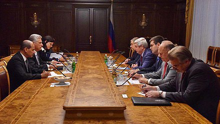 Встреча Первого заместителя Председателя ГД И.И.Мельникова с Первым заместителем Председателя Госсовета и Совета Министров Республики Куба М.Диасом-Канелем.
